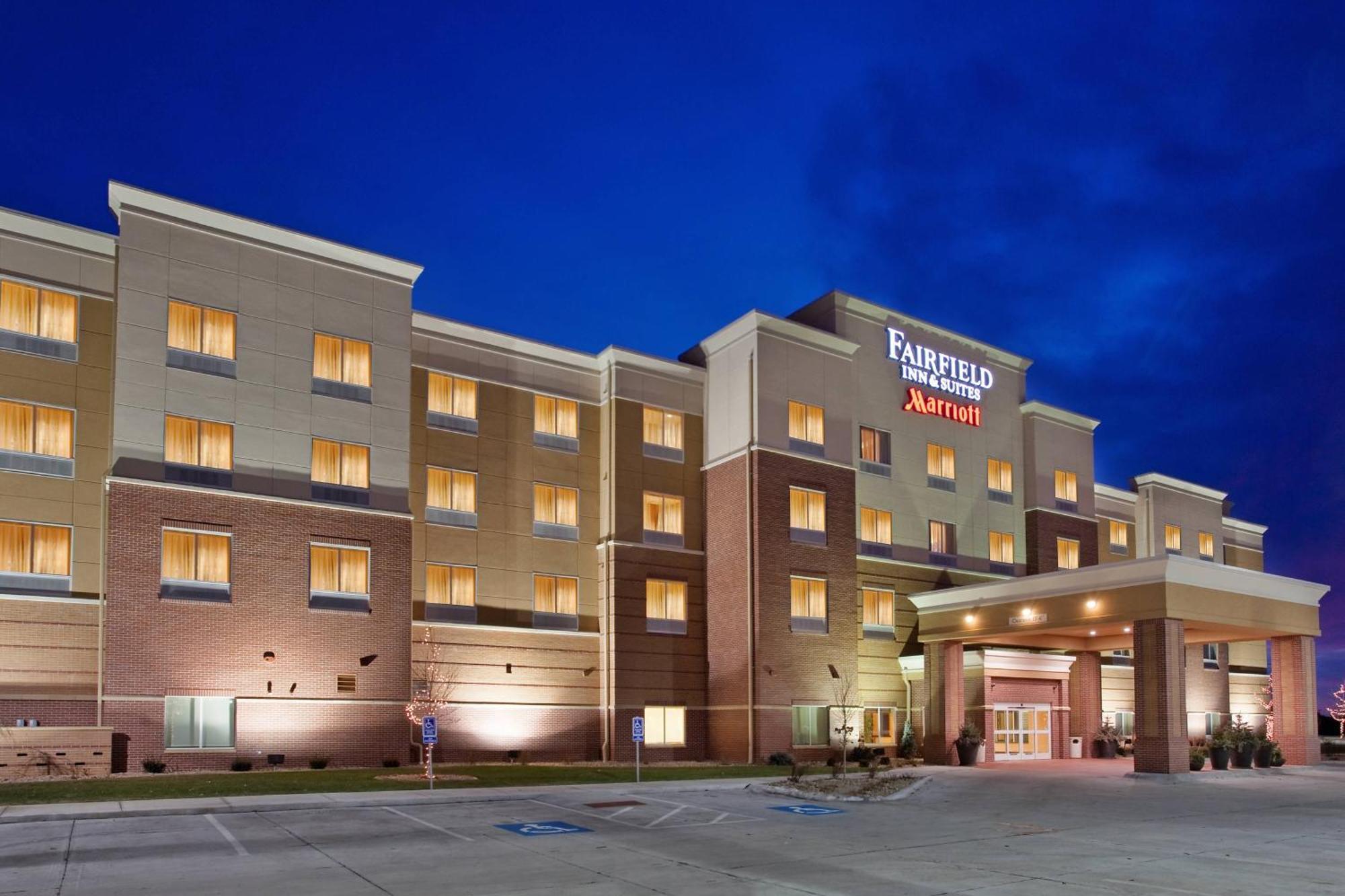 Fairfield Inn & Suites By Marriott Kearney Dış mekan fotoğraf